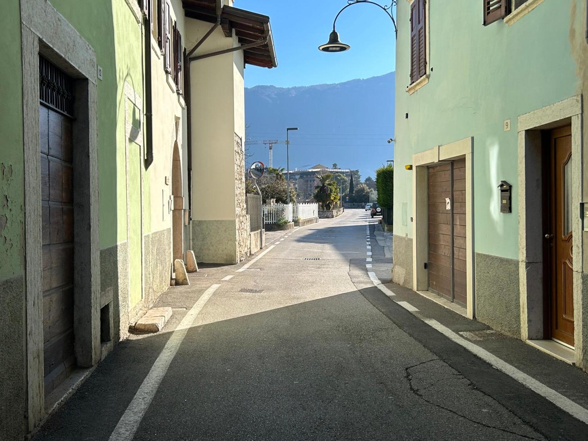 La Terrazza Sul Tetto Apartment Arco Bagian luar foto
