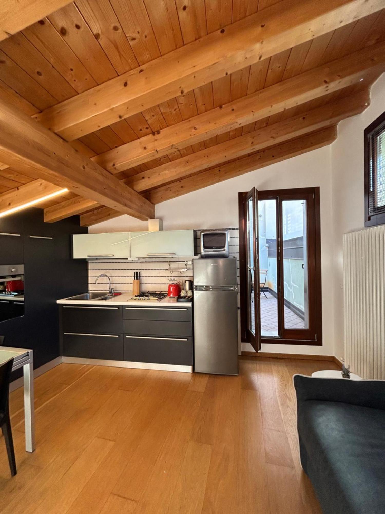 La Terrazza Sul Tetto Apartment Arco Bagian luar foto